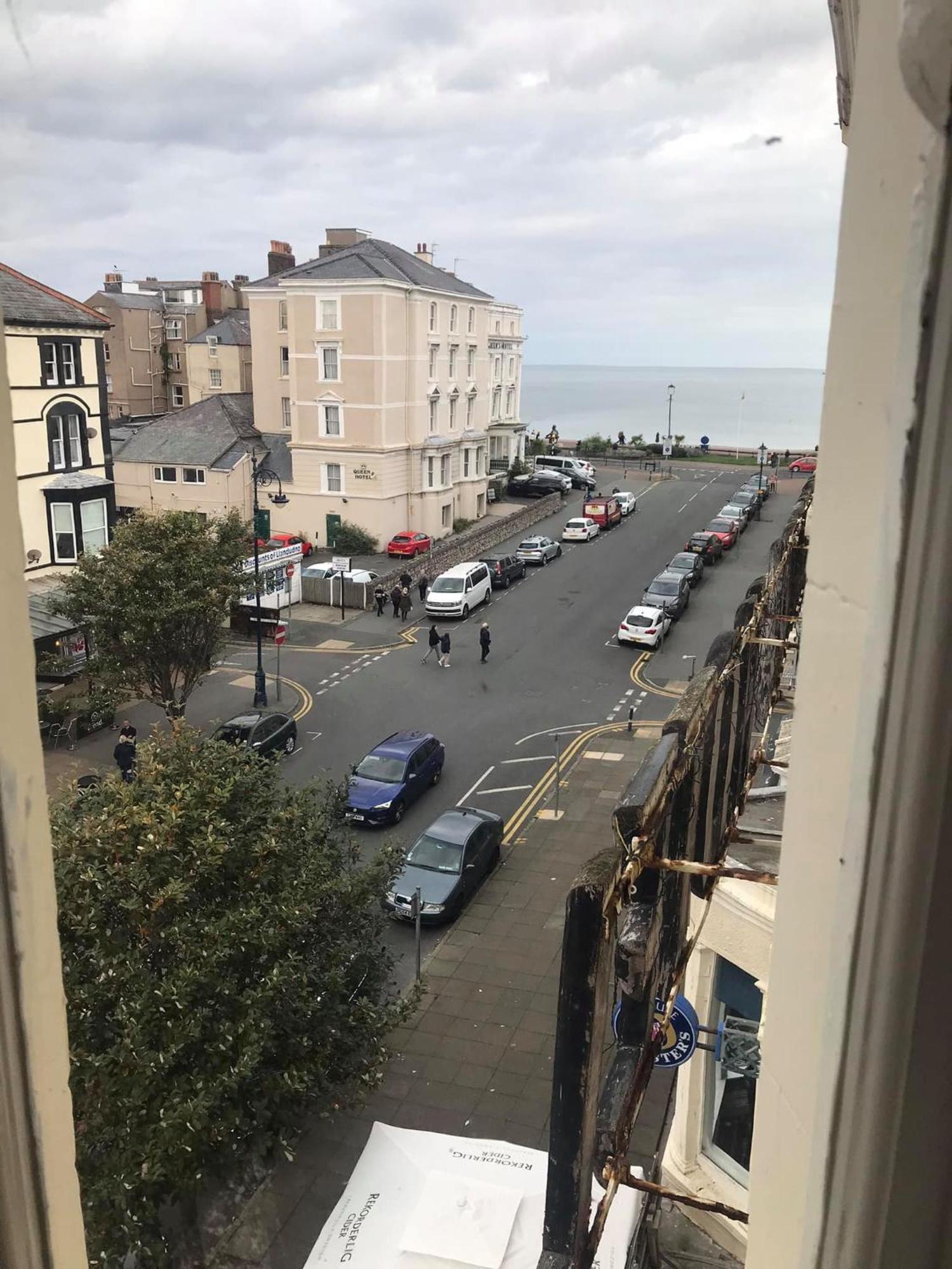 The New Alexandra Hotel Llandudno Exterior foto